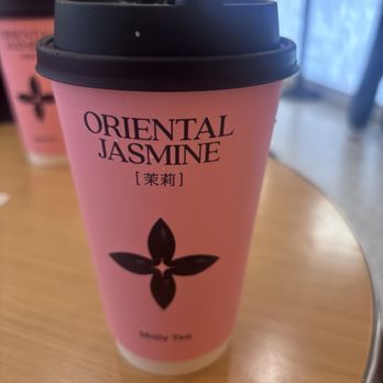 Molly Tea - Gardenia Oat Milk Tea - Bubble Tea Near Me - Sunnyvale, California