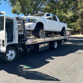 Twins Towing - Tight squeeze but I got you. - Towing Near Me Twins Towing - Tight squeeze but I got you. - Towing Near Me