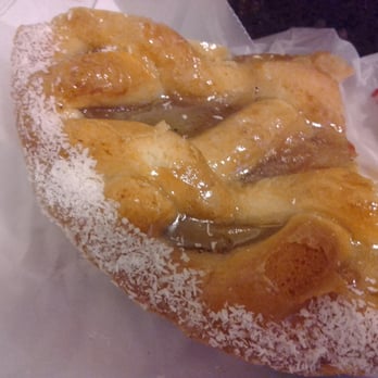 Leckerbissen - Desserts Near Me - Villa Ballester, C