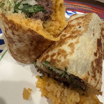 Tacos Mi Reynita - Cabeza burrito - Food Trucks Near Me - San Jose, California Tacos Mi Reynita - Cabeza burrito - Food Trucks Near Me - San Jose, California