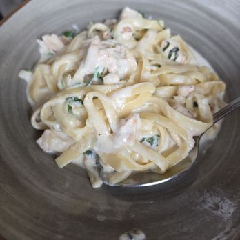 Gina's Italian Restaurant - Chicken Alfredo - Italian Near Me - Arroyo Grande, California Gina's Italian Restaurant - Chicken Alfredo - Italian Near Me - Arroyo Grande, California
