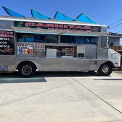 Carnitas La Perica - Behind the El Sumeri market. If the fence is closed, they are not open
