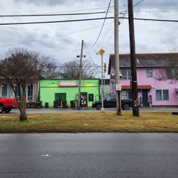 Mike's Food Store - Front Distant View