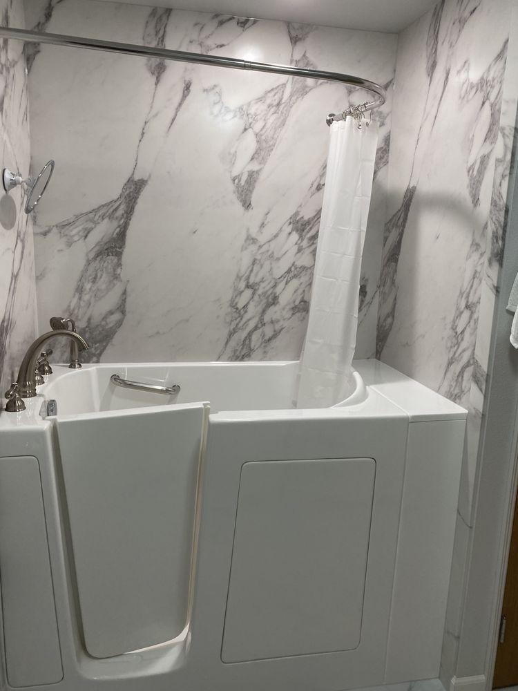 Slide of Five Star Bath Solutions of Bismarck