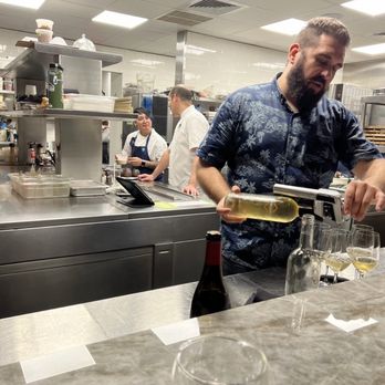 Senia - Sommelier at work - Cocktail Bars Near Me - Honolulu, Hawaii