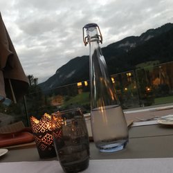 Hôtel de Rougemont - Le Roc restaurant on property