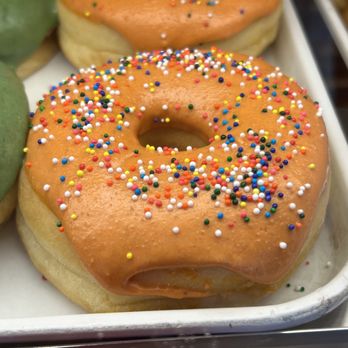 Dks Donuts & Bakery - Thai Tea Donut - Donuts Near Me - Santa Monica, California