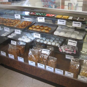 Nisshodo Candy Store - Candy Stores Near Me - Honolulu, Hawaii