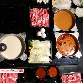Jazz Cat Restaurant - dinner with a few friends - Asian Fusion Near Me - Arcadia, California