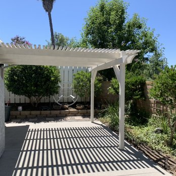 Good Grounds Landscaping - Simple attached pergola - Landscaping Near Me Good Grounds Landscaping - Simple attached pergola - Landscaping Near Me
