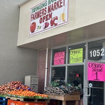 Swinging Bananas - Farmers Market Near Me - Oakland Park, Florida Swinging Bananas - Farmers Market Near Me - Oakland Park, Florida