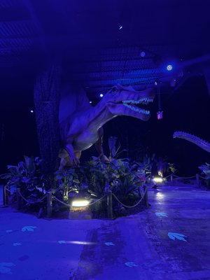 Dinos Alive Washington DC by null