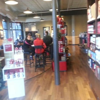 Starbucks - Inside - Coffee & Tea Near Me - Hinsdale, Illinois Starbucks - Inside - Coffee & Tea Near Me - Hinsdale, Illinois