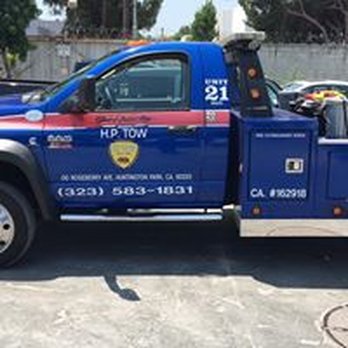 Oscar's Body Shop - Tow truck before - Body Shops Near Me - Los Angeles, California Oscar's Body Shop - Tow truck before - Body Shops Near Me - Los Angeles, California