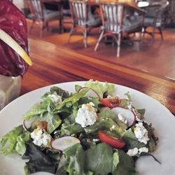 Kilauea Lodge and Restaurant by null