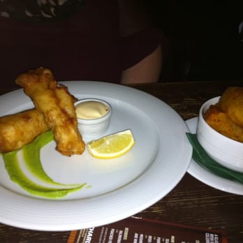 Charlie P's - Fish and Chips - Irish Pub Near Me - Vienna, 9