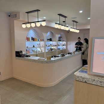 Yerba Buena Dispensary | Cobble Hill Brooklyn - Counter - Cannabis Dispensaries Near Me - Brooklyn, New York Yerba Buena Dispensary | Cobble Hill Brooklyn - Counter - Cannabis Dispensaries Near Me - Brooklyn, New York