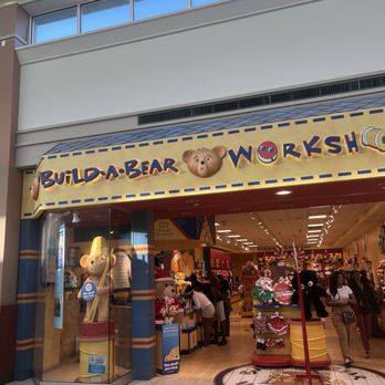 Build-A-Bear Workshop - Toy Stores Near Me - Pembroke Pines, Florida Build-A-Bear Workshop - Toy Stores Near Me - Pembroke Pines, Florida
