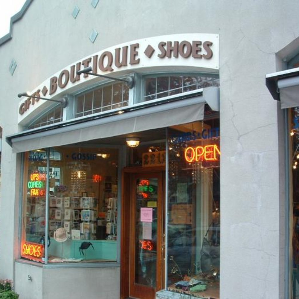 Queen Anne Dispatch - Women's Clothing Near Me - Seattle, Washington Queen Anne Dispatch - Women's Clothing Near Me - Seattle, Washington