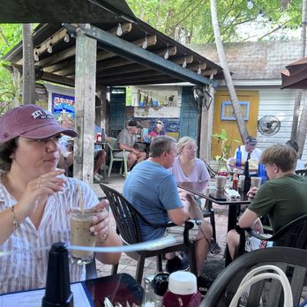 Blue Heaven - Cool setting - Breakfast & Brunch Near Me - Key West, Florida