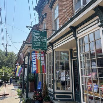 Four Seasons Books - exterior - Bookstores Near Me - Shepherdstown, West Virginia