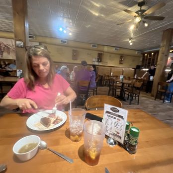 Trailblazer Grille - Burnet - Dinning area - American Near Me - Burnet, Texas Trailblazer Grille - Burnet - Dinning area - American Near Me - Burnet, Texas