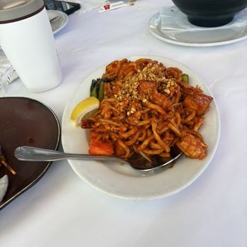 Banana Leaf Restaurant - They used ketchup for the new hornet sauce unbelievable and they call it mee goreng - Singaporean Near Me - Milpitas, California