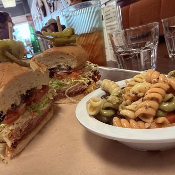 Heidi’s Sandwichboard - Sandwich and pasta salad - Sandwiches Near Me - Snohomish, Washington Heidi’s Sandwichboard - Sandwich and pasta salad - Sandwiches Near Me - Snohomish, Washington