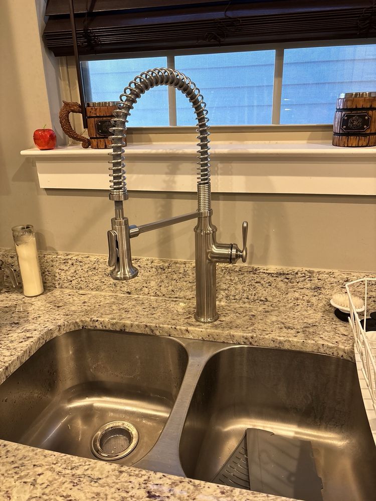 Slide of Lee Company