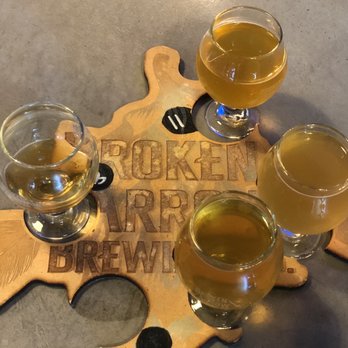 Broken Arrow Brewing Company - Beer flight - Brewpubs Near Me - Broken Arrow, Oklahoma Broken Arrow Brewing Company - Beer flight - Brewpubs Near Me - Broken Arrow, Oklahoma