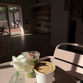 Cariño Coffee Bar - Coffee & Tea Near Me - Tucson, Arizona