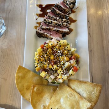 Mel's at 22 - Seared Ahi Tuna with Taretare - Bars Near Me - Cooperstown, New York