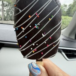 The Latest Kraez - Chocolate cake pop