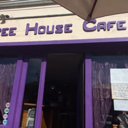 Tree House Cafe - Entrance