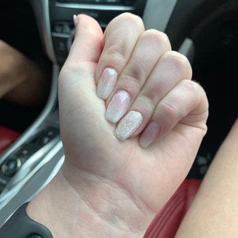 Avalon Spa & Nails - My nails dipper ombré pink and white and sparkle nail :) - Waxing Near Me - Wesley Chapel, Florida Avalon Spa & Nails - My nails dipper ombré pink and white and sparkle nail :) - Waxing Near Me - Wesley Chapel, Florida