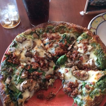 Beach Club Bistro - Pizza Near Me - Euclid, Ohio
