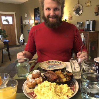 Granite Hills Inn - Breakfast - Bed & Breakfast Near Me - Leavenworth, Washington