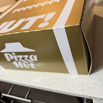 Pizza Hut - Take out box - Pizza Near Me - Corpus Christi, Texas