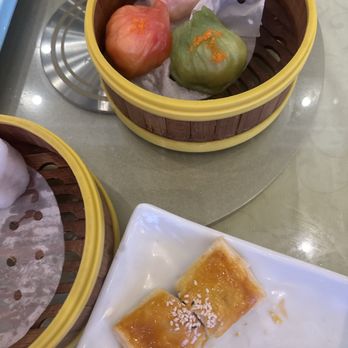 HL Peninsula Restaurant - 4 types of Shrimp Dumpling and   BBQ Pork Puff - Dim Sum Near Me - Milpitas, California