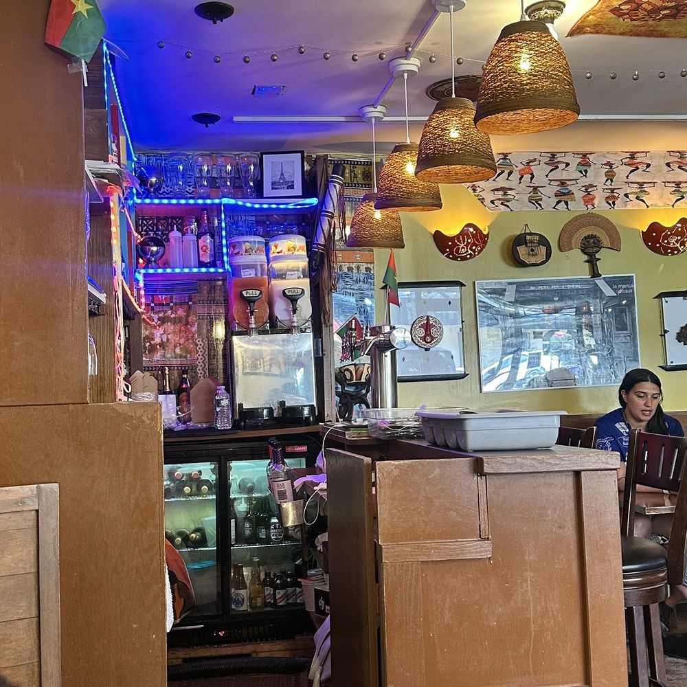 Zaca Cafe - Bar area - Coffee & Tea Near Me - Brooklyn, New York