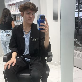 D'Shal Salon - Color, cut, and curl - Hair Salons Near Me - New York, New York