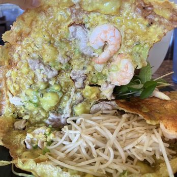 TK Banh Xeo - Banh xeo, very big with lots of shrimp and pork. - Vietnamese Near Me - Garden Grove, California TK Banh Xeo - Banh xeo, very big with lots of shrimp and pork. - Vietnamese Near Me - Garden Grove, California