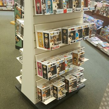 Barnes & Noble - Bookstores Near Me - Burbank, California