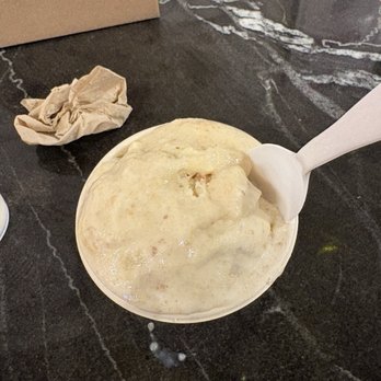 New City Microcreamery - 1 Pineapple Upside Down Cake (GE) - Ice Cream & Frozen Yogurt Near Me - Cambridge, Massachusetts