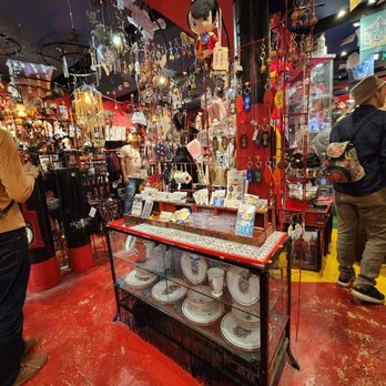 Wizard Market - Jewelry Near Me - Toronto, Ontario Wizard Market - Jewelry Near Me - Toronto, Ontario