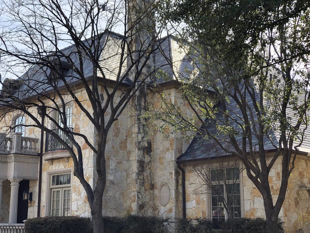 Slide of Canac Roofing & Construction