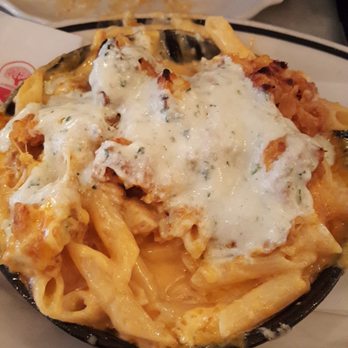 Jacob's Pickles - Buffalo chicken mac and cheese - Comfort Food Near Me - New York, New York