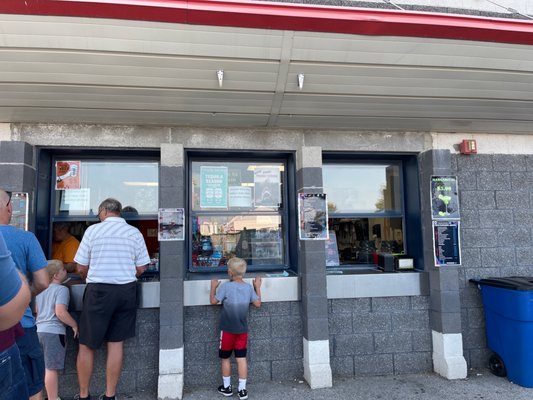 uihlein indoor soccer park
