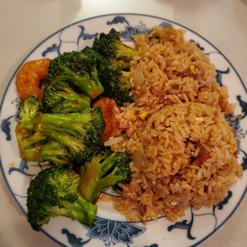 Ming Palace - Shrimp and Brocolli Lunch Combo - Chinese Near Me - Newington, Connecticut Ming Palace - Shrimp and Brocolli Lunch Combo - Chinese Near Me - Newington, Connecticut