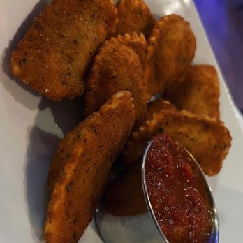 Mama's Restaurant & Bar - Pizza Near Me - Matthews, North Carolina Mama's Restaurant & Bar - Pizza Near Me - Matthews, North Carolina